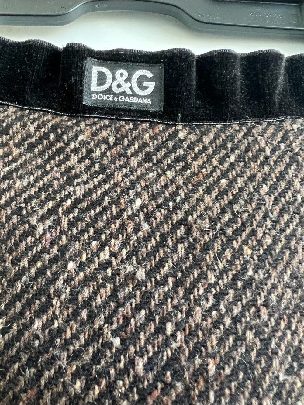 Sexy Dolce Gabbana Brown Tweed Double-Breasted cropped with matching skit - Picture 2 of 11